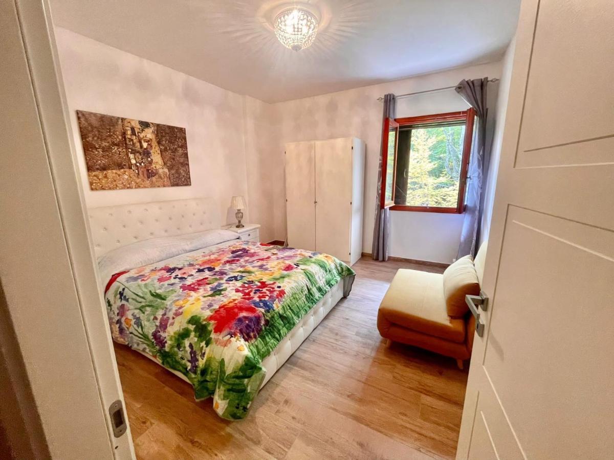 La Tana Del Capriolo Appartement Prati di Tivo Buitenkant foto