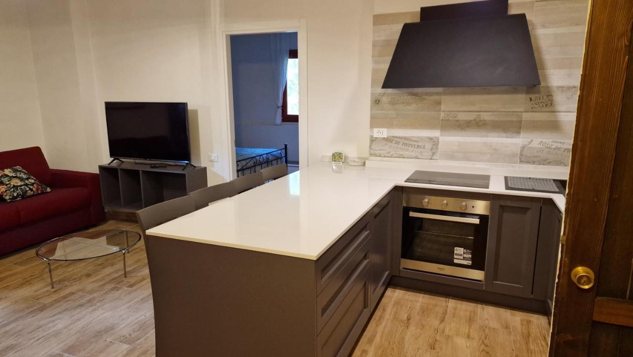 La Tana Del Capriolo Appartement Prati di Tivo Buitenkant foto